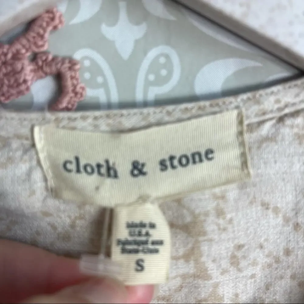 5/$30 Anthropologie Cloth and Stone Snake Print Romper S